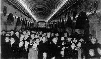 1955 год. Первые пассажиры на станции "Технологический институт"